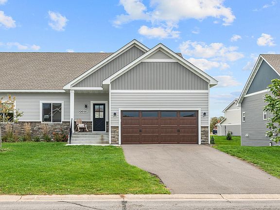 2nd image of 20209 Prairie Dr