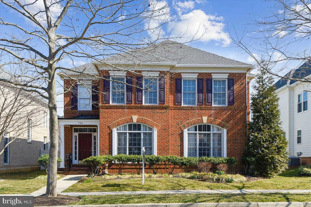 704 Pilot House Dr photo 1