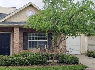 822 Sterling Creek Cir, Katy, TX 77450