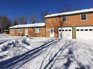 188 Station Road, Mount Holly, VT 05758