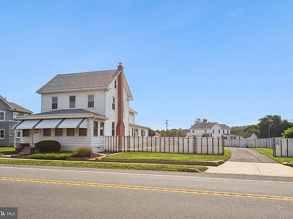 2nd image of 408 Delsea Dr