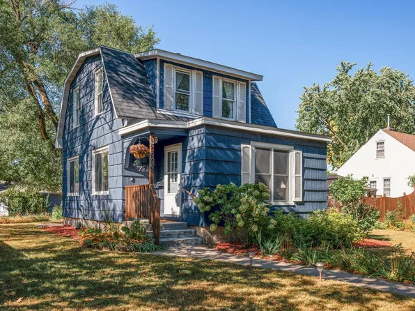 3909 Regent Ave N, Robbinsdale, MN 55422