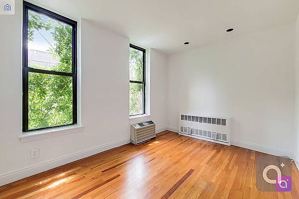 1st image of 330 E 93rd St APT 5D