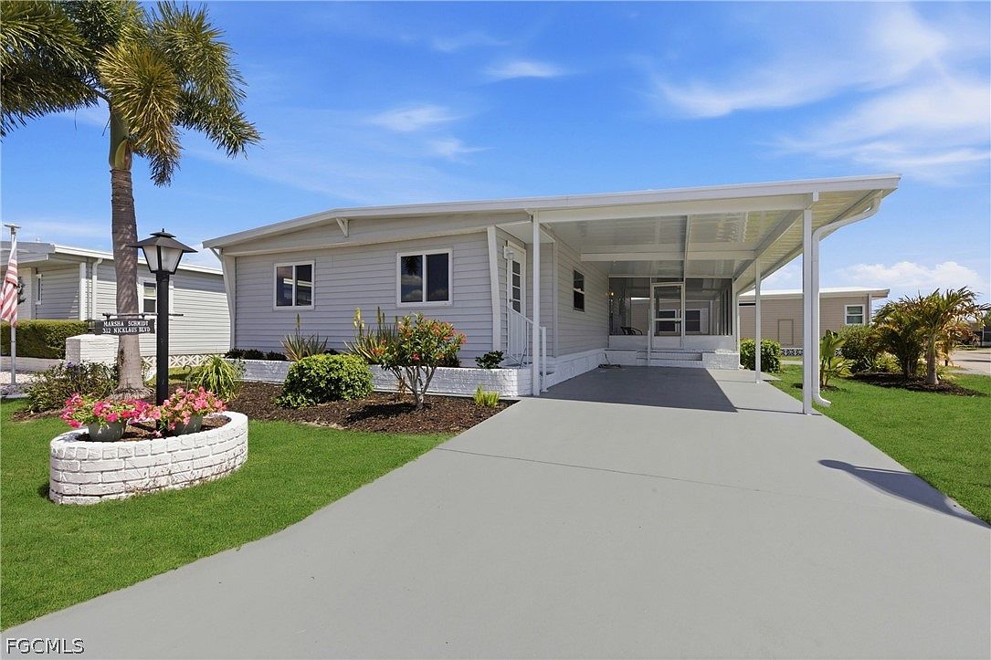 312 Nicklaus Blvd