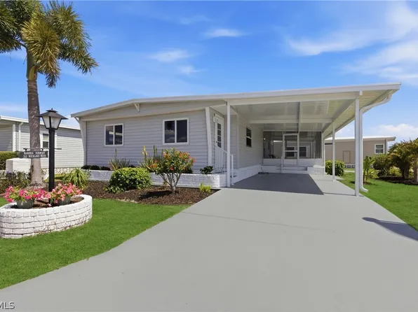 312 Nicklaus Blvd, North Fort Myers, FL 33903