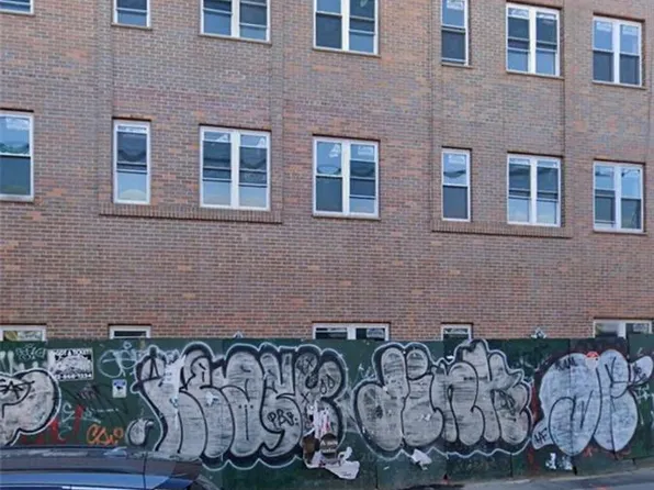 4315 3rd Ave, Brooklyn, NY 11232