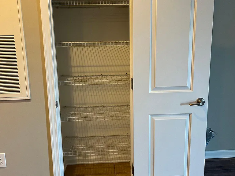6815 Hanesbrook Cir #302 — Photo 6