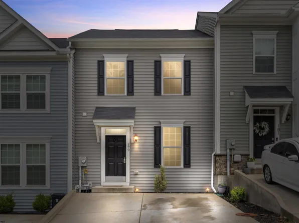 179 Falling Leaf Ln, Morgantown, WV 26501