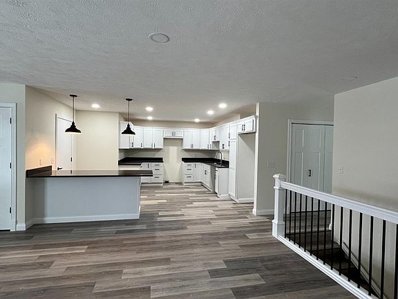 5th image of 7615 Pea Ridge Rd #B