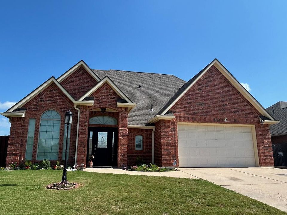 1st image of 5102 NE Haddington Pl