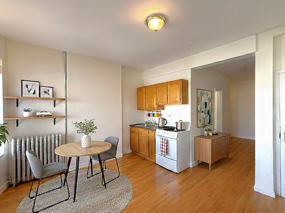 2nd image of 524 Lafayette Ave APT 5