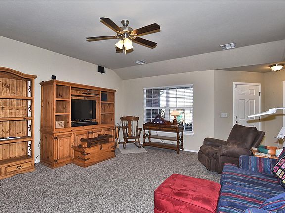 4th image of 9223 S 253 East Ave