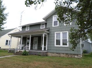 206 Amanda St, Clyde, OH 43410