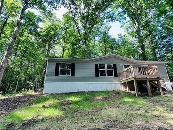 234 Bobbys Dr, Cleveland, GA 30528