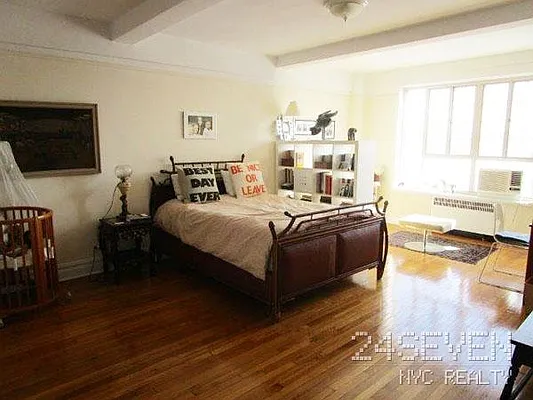 Rented by 24 7 NYC Realty Inc. | media 79