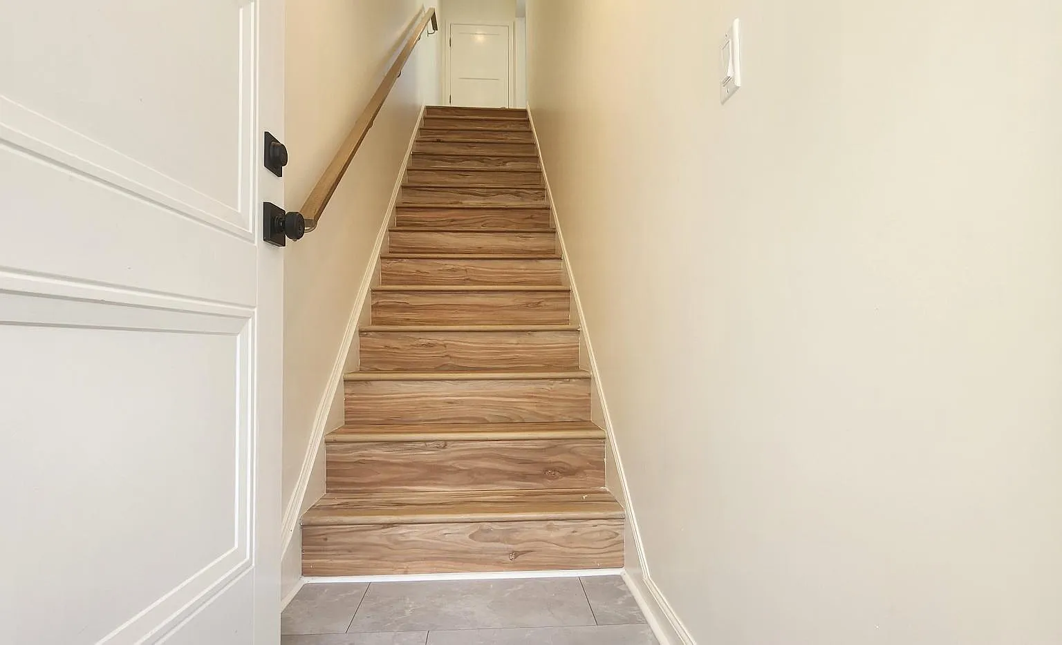 2 bed, $6,995 — Photo 2