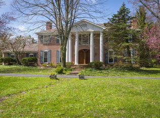 4895 Beechwood Rd, Cincinnati, OH 45244