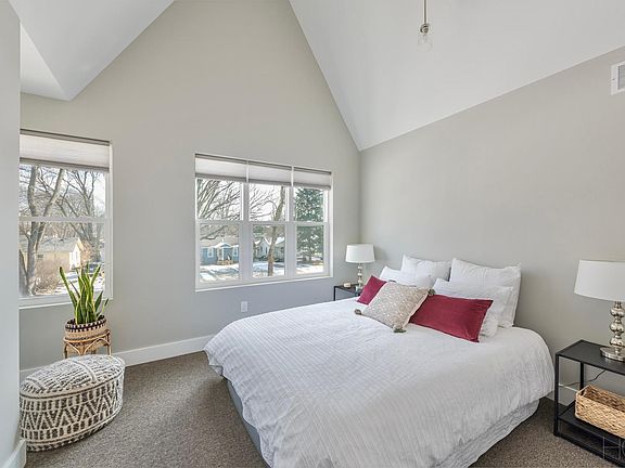 5th image of 3317 McDowell Ave #3319