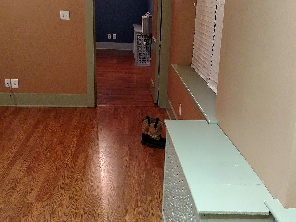 2nd image of 1818 Evans Ave APT 115