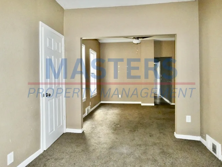 2563 Foraker Ave — Photo 26