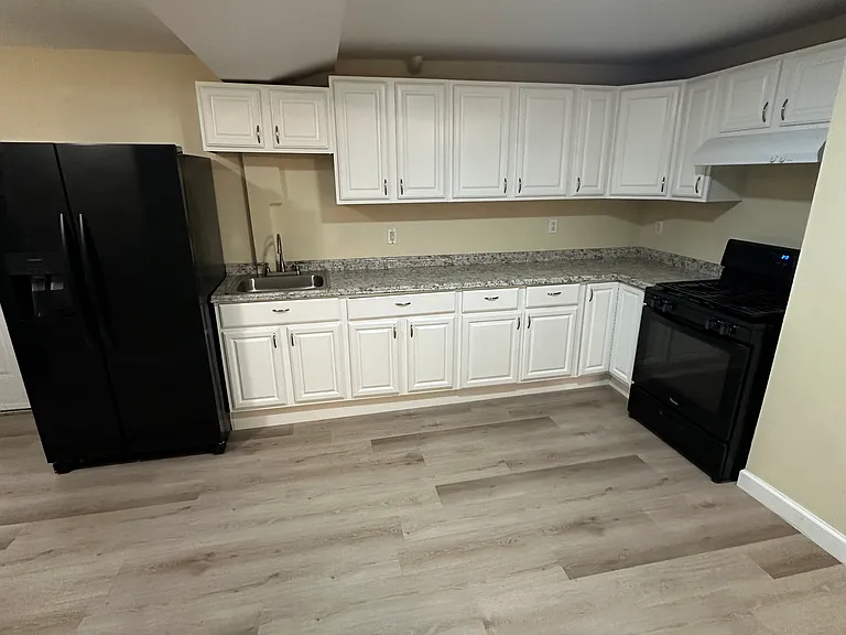 94 W Main St #5 — Photo 10