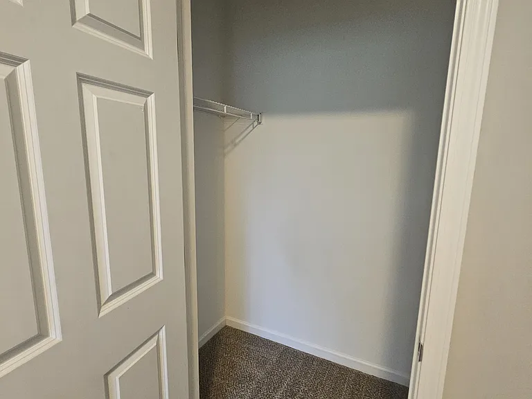 Aquamarine Apartments — Photo 81