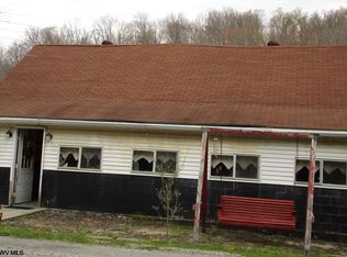 745 Kanawha Run Rd, French Creek, WV 26218