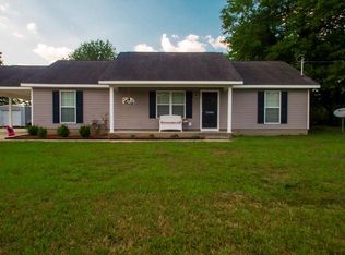 2604 Hemlock Way, Blackshear, GA 31516