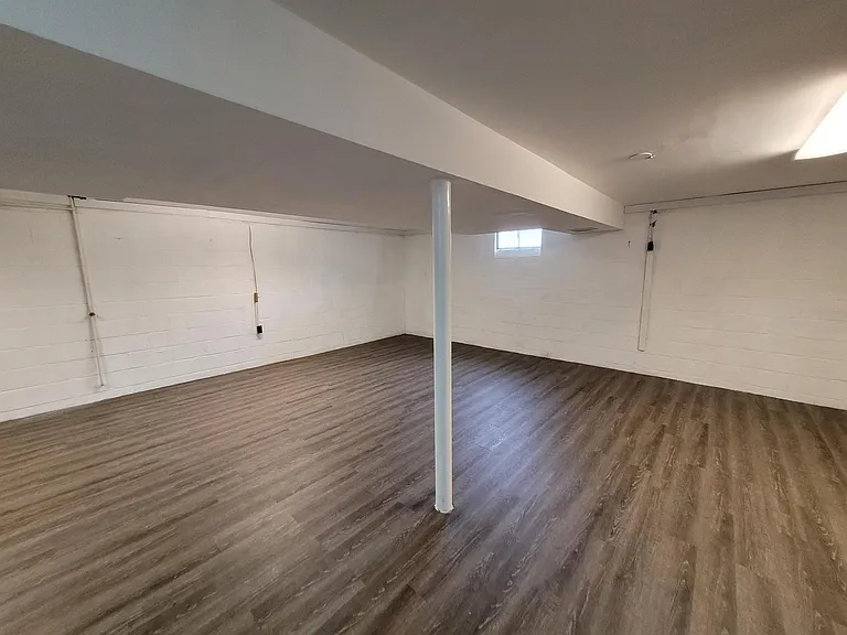 1043 Welsh Dr — Photo 26