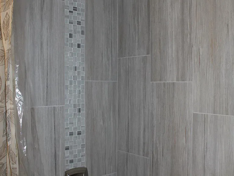 Upstairs Bath Tub