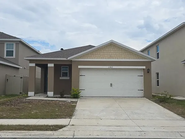 1363 Berry Ln, Davenport, FL 33837
