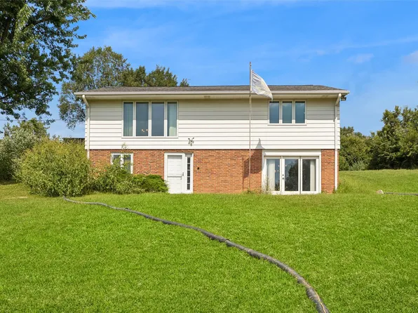 9350 SE 56th Ave, Runnells, IA 50237