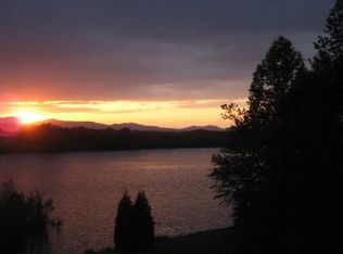 184 Sunset Dr, Inman, SC 29349