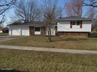61 Cherry Dr, Mount Vernon, IL 62864