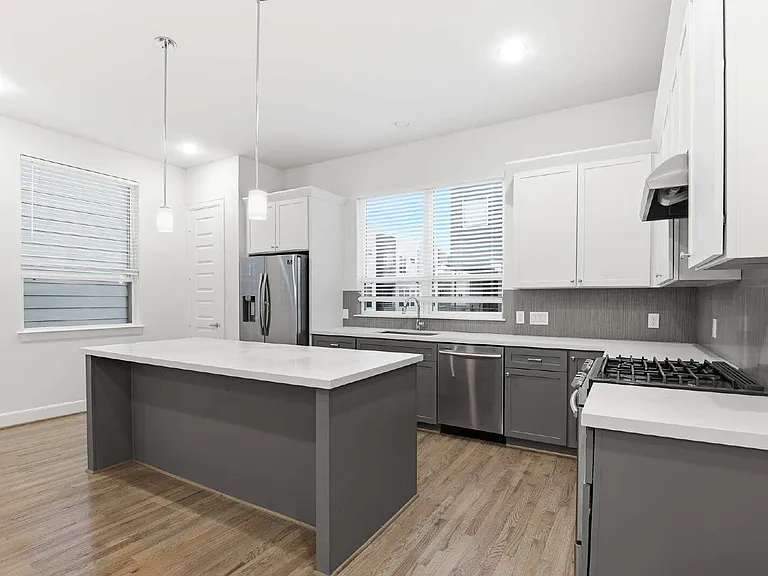 2733 Eado Edge Ct — Photo 10