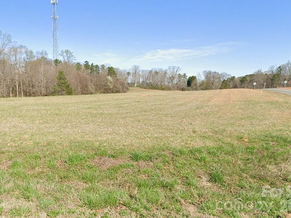 1st image of 1 Cloninger Rd #1