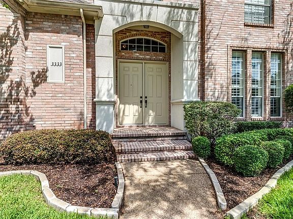 3rd image of 3333 Kendall Ln