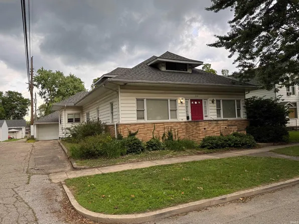 312 W 9th St, Rochester, IN 46975