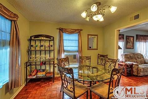 5th image of 703 W Silver Sands Dr