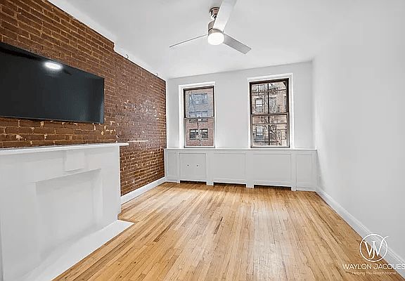 3rd image of 519 E 81st St APT 1A