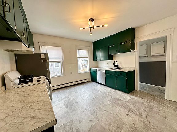 2nd image of 18 Appleton St #1