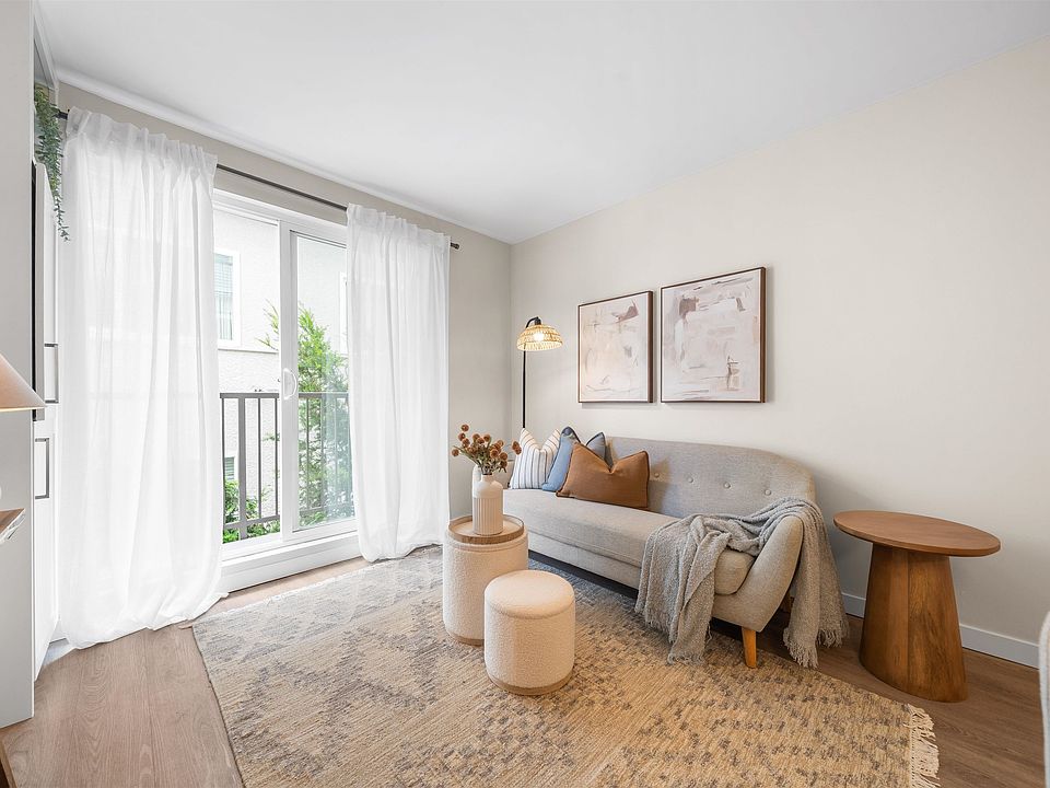 1st image of 2234 W 1st Ave #210