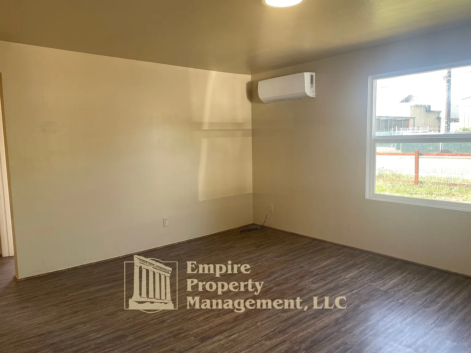 173 North Seneca Road - 1 — Photo 3