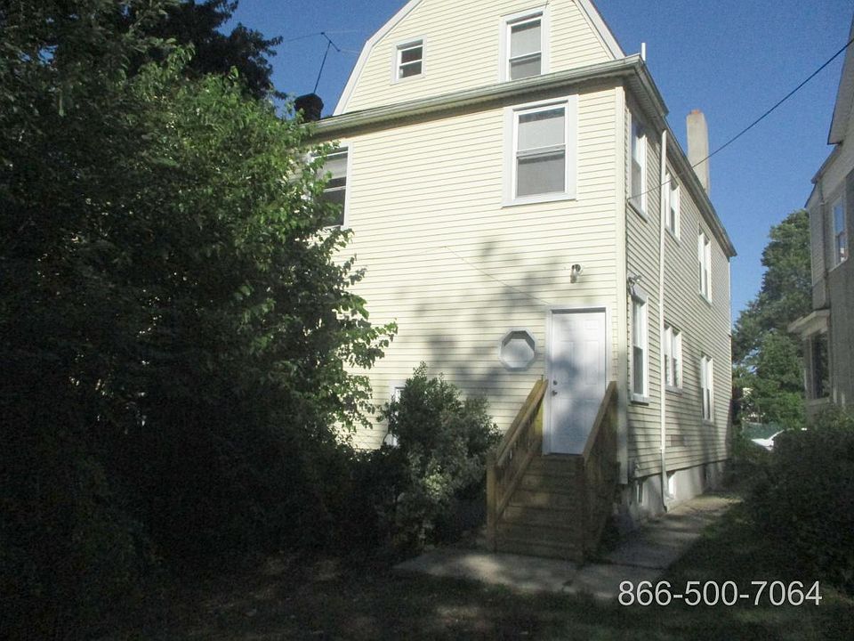 2nd image of 283 N Day St #2