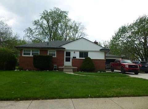 4th image of 27839 Milton Ave