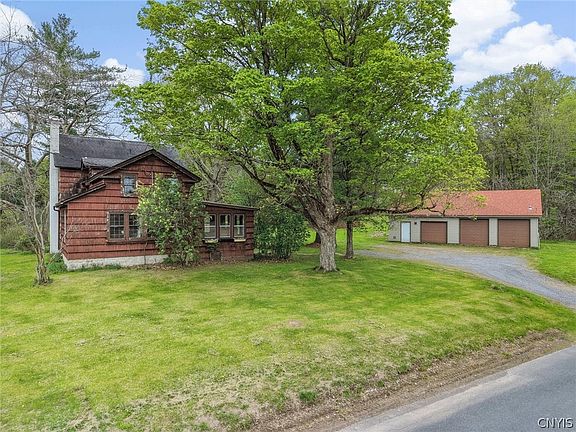 3rd image of 5432 Hill Rd