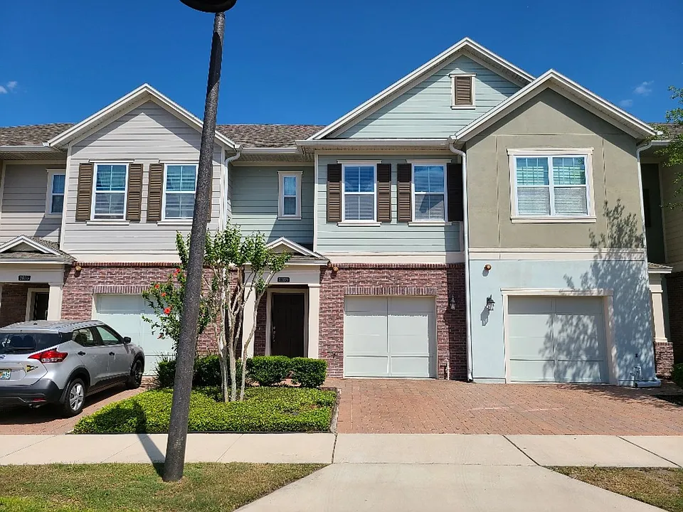 1039 Taramundi Dr