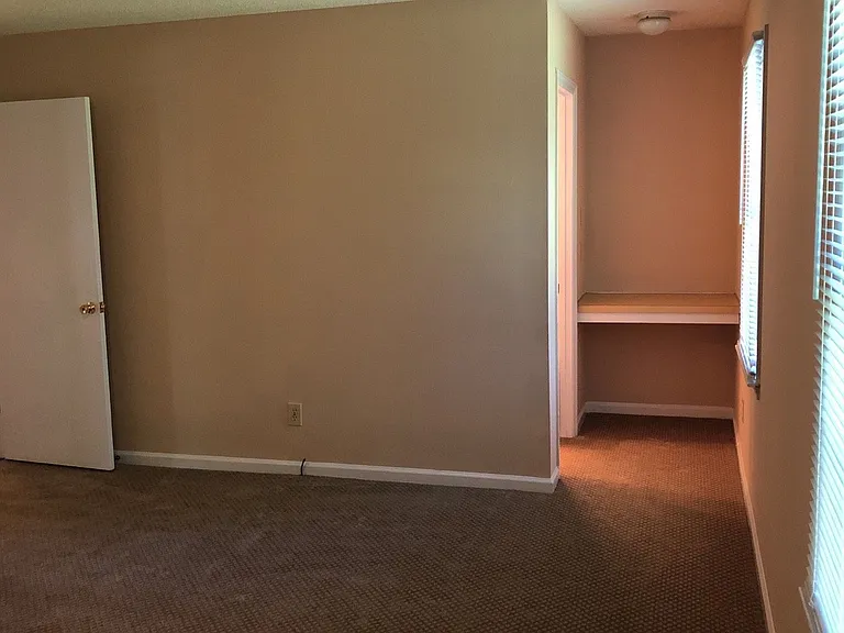 2260 Terrell Pl — Photo 18