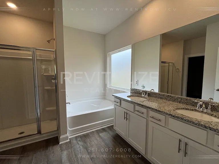 14836 Dayton Cir — Photo 4