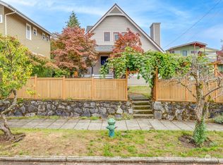 756 N 74th St, Seattle, WA 98103